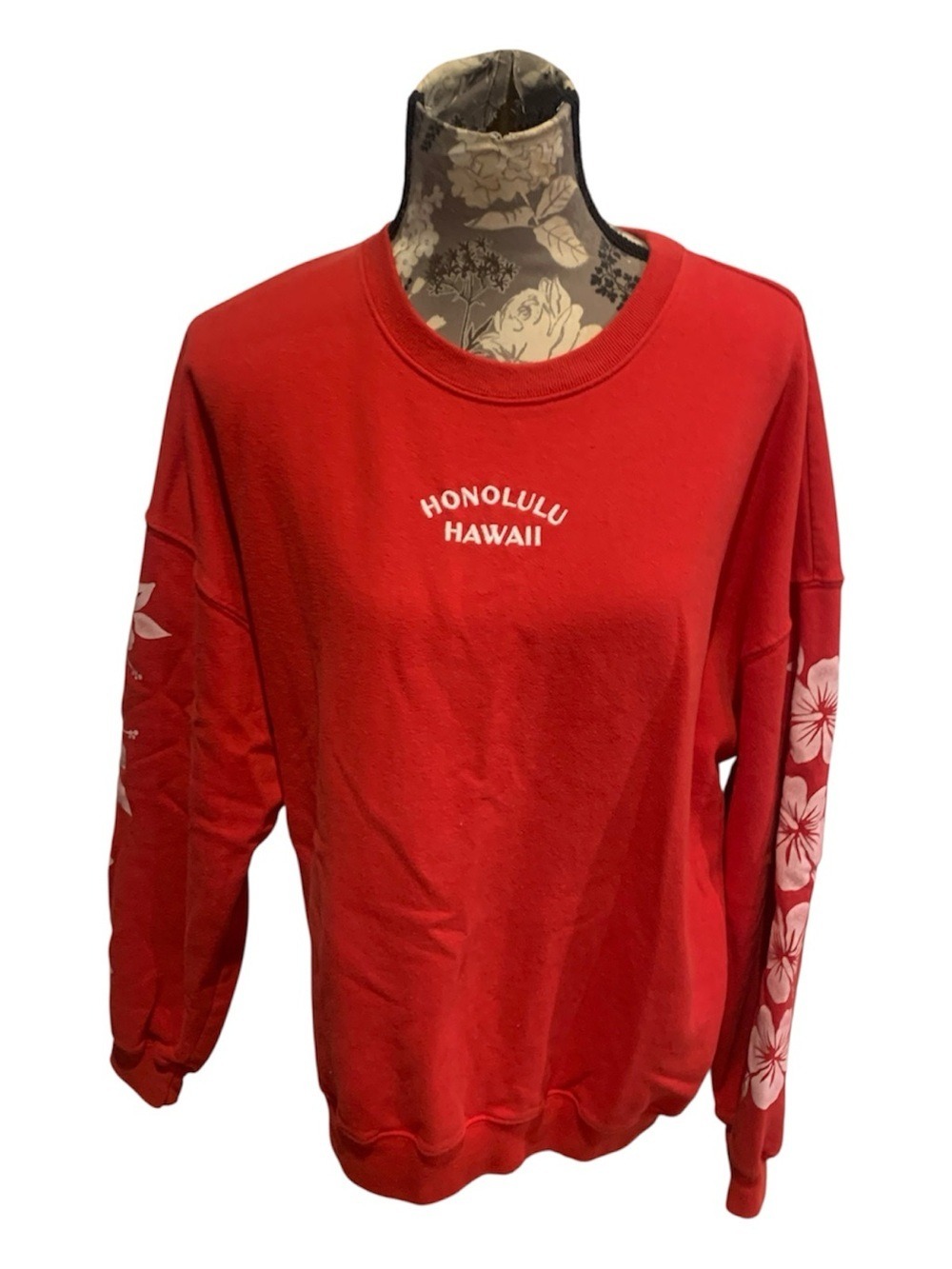 HOLLISTER Red Honolulu Hawaii Floral Sleeve Crewneck medium